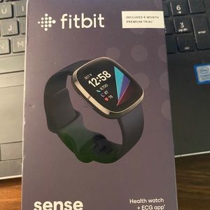 Fitbit sense like new